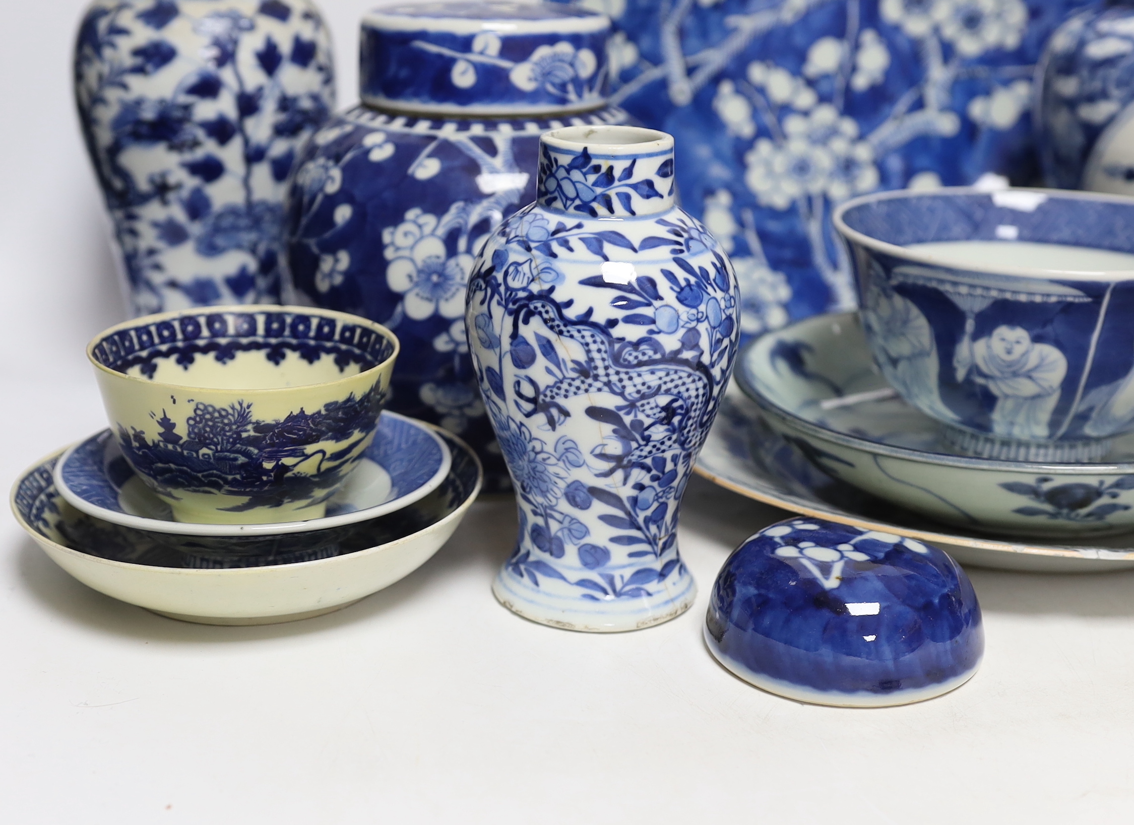 An 18th century Chinese export blue and white dish together with other various Chinese blue and white ceramics and a Worcester teabowl and saucer (13)